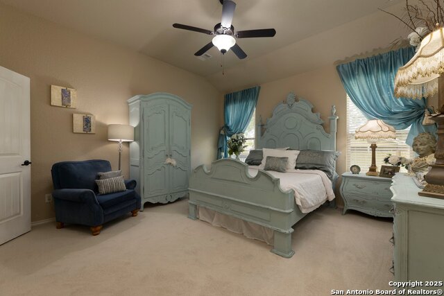 Image 18 of 37 For 608 Saddlehorn Way