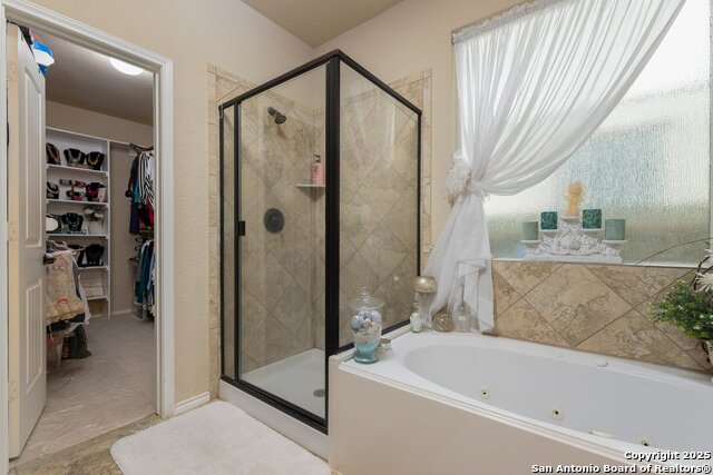 Image 20 of 37 For 608 Saddlehorn Way