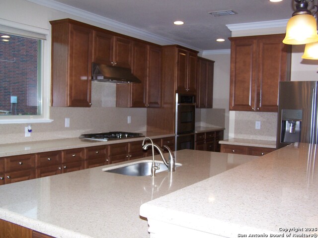 Listing photo id 18 for 23223 Treemont