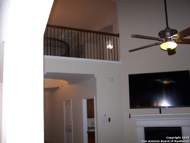 Listing photo id 23 for 23223 Treemont