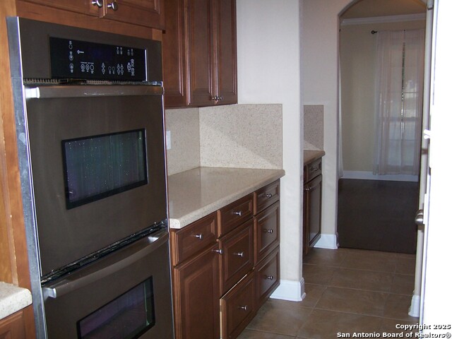 Listing photo id 24 for 23223 Treemont