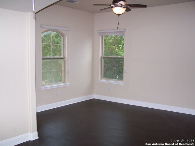 Listing photo id 32 for 23223 Treemont