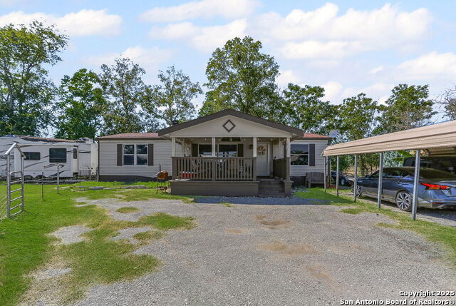 Image 2 of 50 For 12925 Luckey Rd