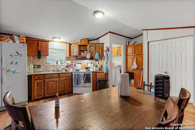 Image 30 of 50 For 12925 Luckey Rd