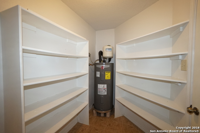 Image 17 of 19 For 8906 Breezefield