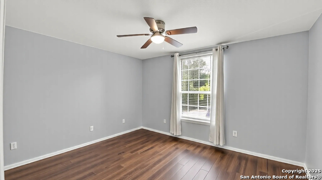 Image 27 of 40 For 2742 Granite Creek Dr.