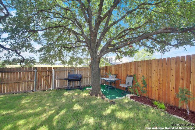 Image 33 of 40 For 2742 Granite Creek Dr.