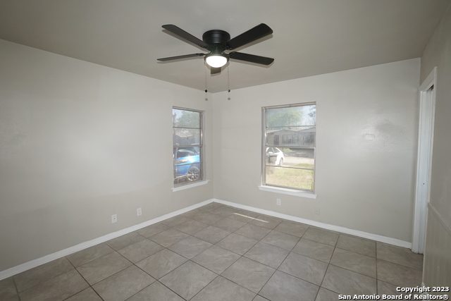 Image 10 of 21 For 227 Cicero Dr