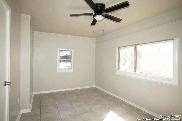 Image 18 of 21 For 227 Cicero Dr