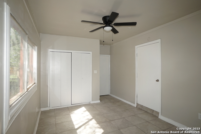 Image 19 of 21 For 227 Cicero Dr