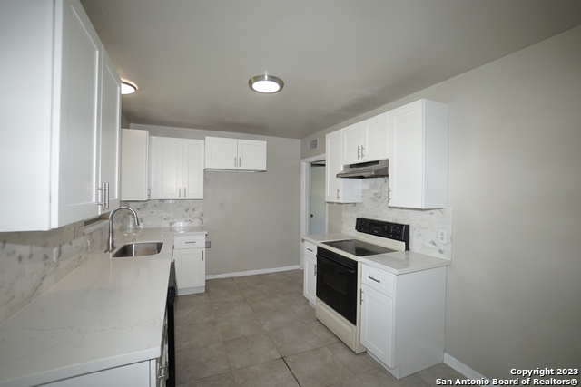 Image 5 of 21 For 227 Cicero Dr