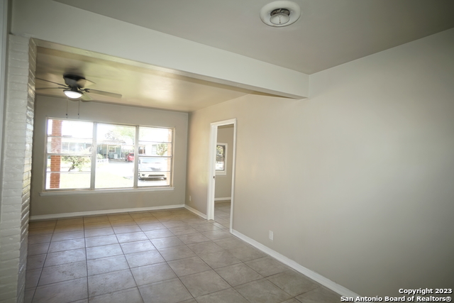 Image 9 of 21 For 227 Cicero Dr