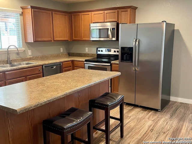 Image 7 of 29 For 428 Auburn Park