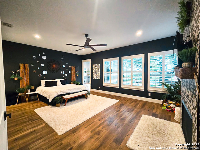 Image 15 of 50 For 656 River Way