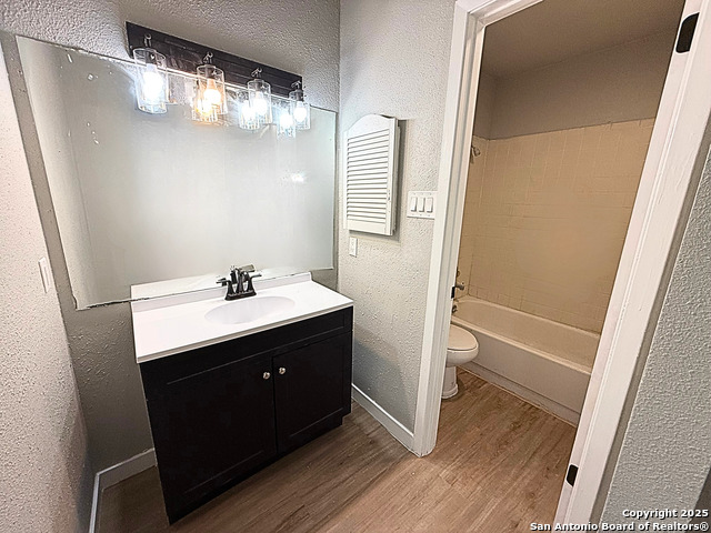 Image 7 of 20 For 11315 Spring Crest