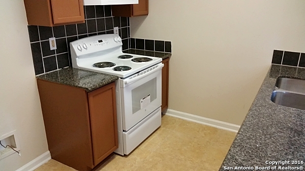 Image 3 of 11 For 6131 Ashley Springs Dr