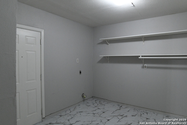 Image 5 of 16 For 4406 Sun Vista