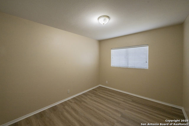 Image 18 of 32 For 200 Willow Run