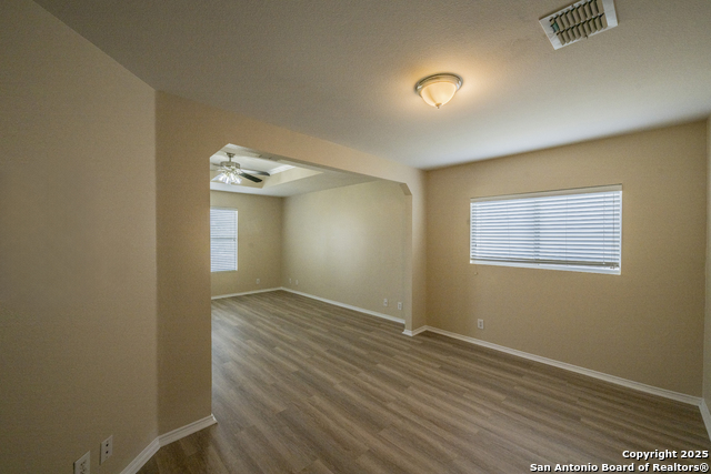 Image 20 of 32 For 200 Willow Run