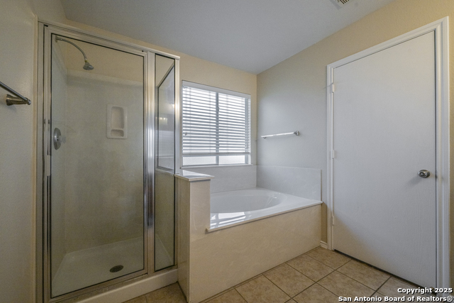 Image 28 of 32 For 200 Willow Run