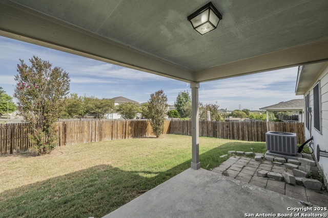 Image 30 of 32 For 200 Willow Run