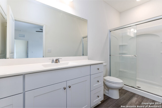 Image 17 of 22 For 5612 Pearl Meadow