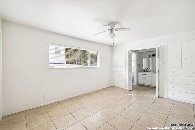 Image 17 of 26 For 509 Olmos Dr E 3