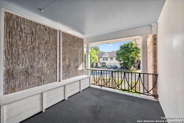 Image 4 of 26 For 509 Olmos Dr E 3