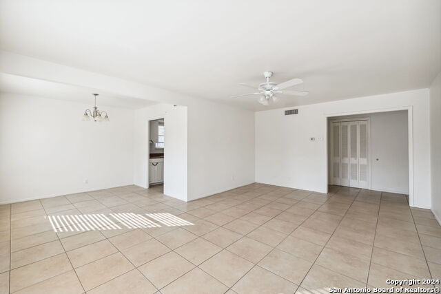 Image 9 of 26 For 509 Olmos Dr E 3