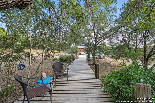 Image 22 of 31 For 10038 Creekwood Pass