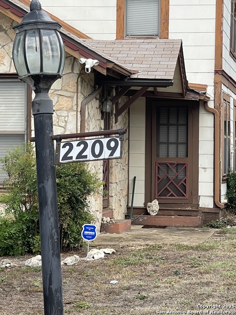 Details for 2209 Sacramento, San Antonio, TX 78201