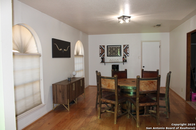 Image 11 of 21 For 6343 Pickering