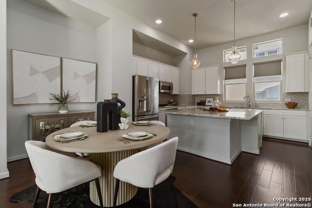 Image 2 of 27 For 2104 Saint Marys N