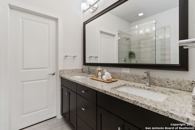 Image 24 of 27 For 2104 Saint Marys N