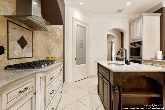 Image 11 of 50 For 633 Riverforest