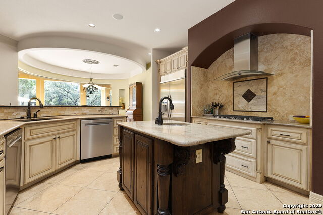 Image 12 of 50 For 633 Riverforest