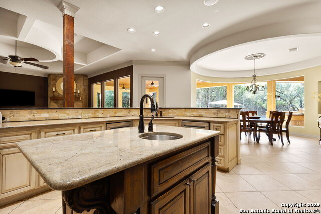 Image 13 of 50 For 633 Riverforest