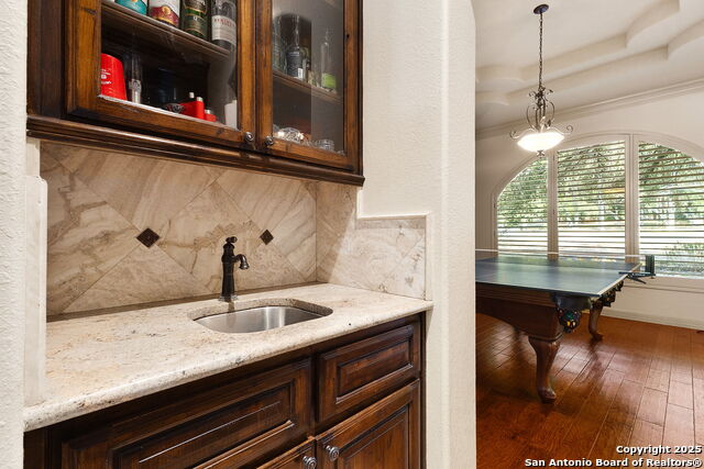 Image 14 of 50 For 633 Riverforest