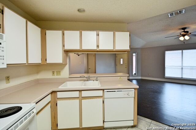 Image 10 of 29 For 1280 Summerwood