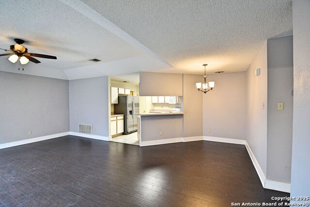 Image 3 of 29 For 1280 Summerwood