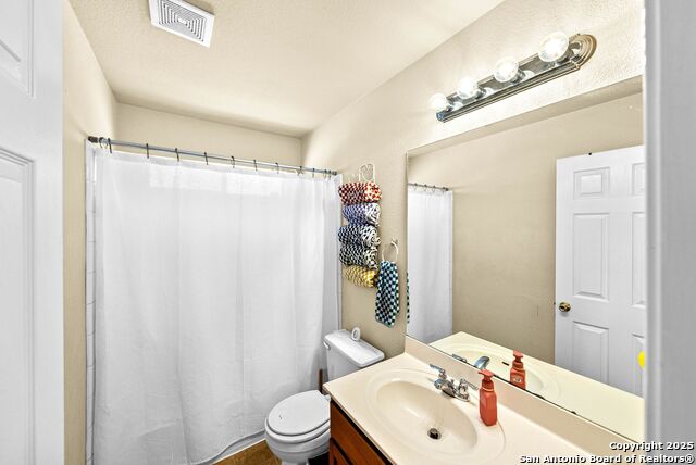 Image 32 of 39 For 1523 Alaskan Wolf