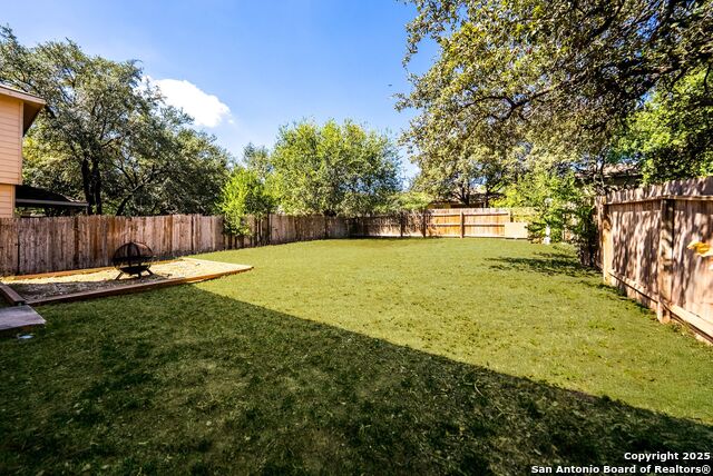 Image 34 of 39 For 1523 Alaskan Wolf