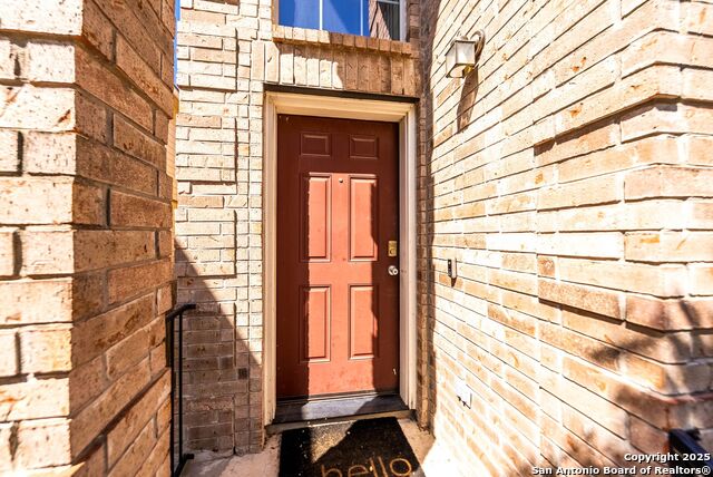 Image 5 of 39 For 1523 Alaskan Wolf