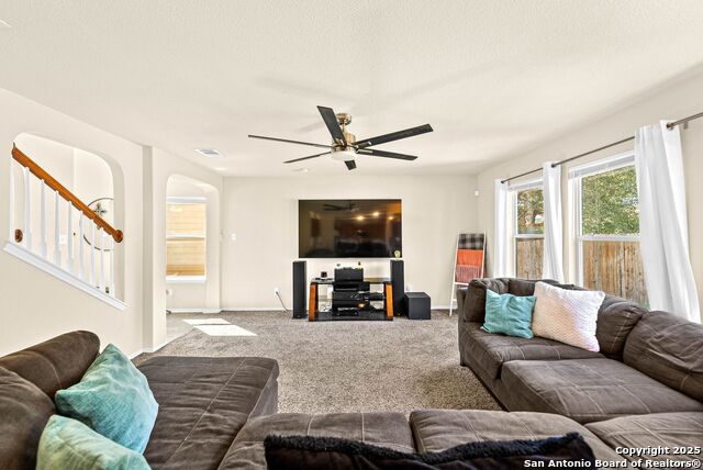 Image 9 of 39 For 1523 Alaskan Wolf