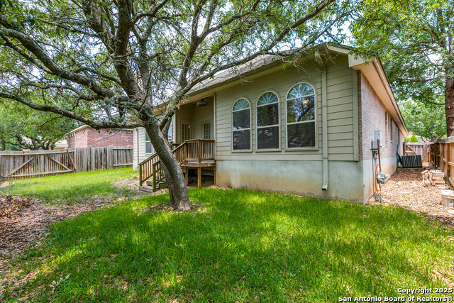 Listing photo id 25 for 2710 Trinity Rdg