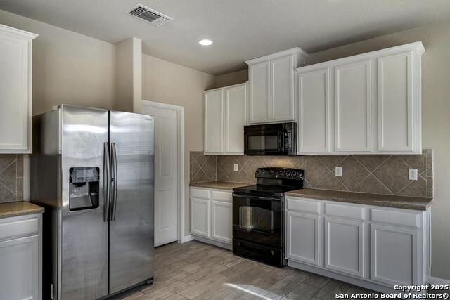 Listing photo id 11 for 8626 Kardla Forest