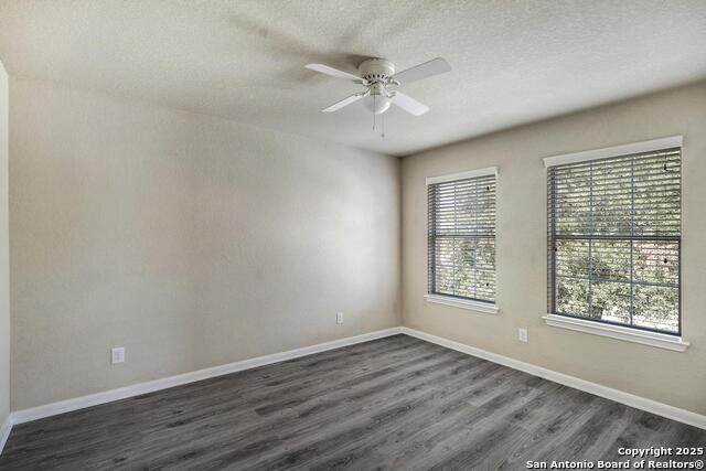 Listing photo id 22 for 8626 Kardla Forest