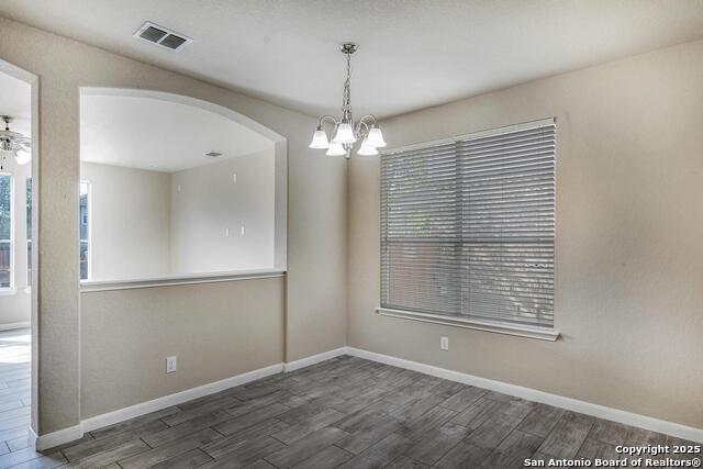 Listing photo id 4 for 8626 Kardla Forest