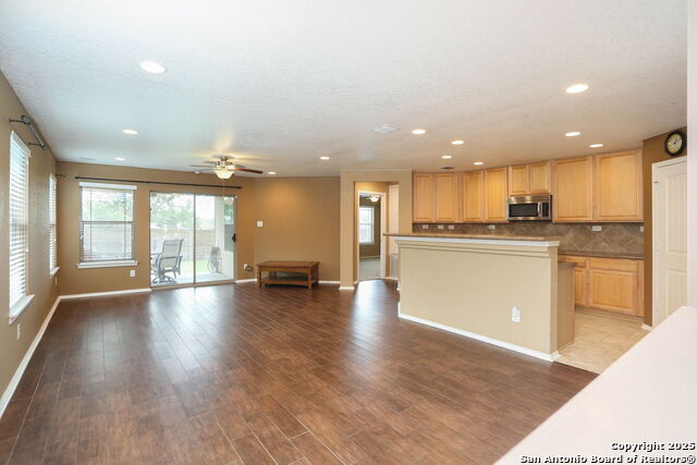 Image 6 of 25 For 11006 Colt