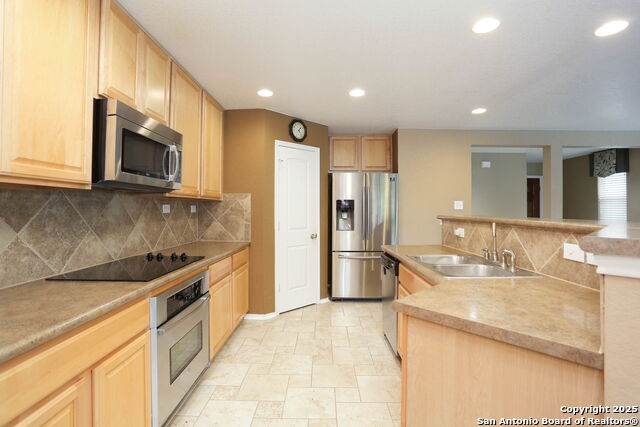 Image 9 of 25 For 11006 Colt